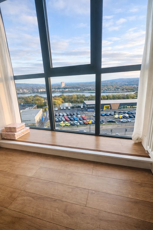 Property image 11 of 13
