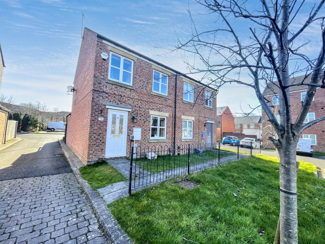 Property image 1 of 12