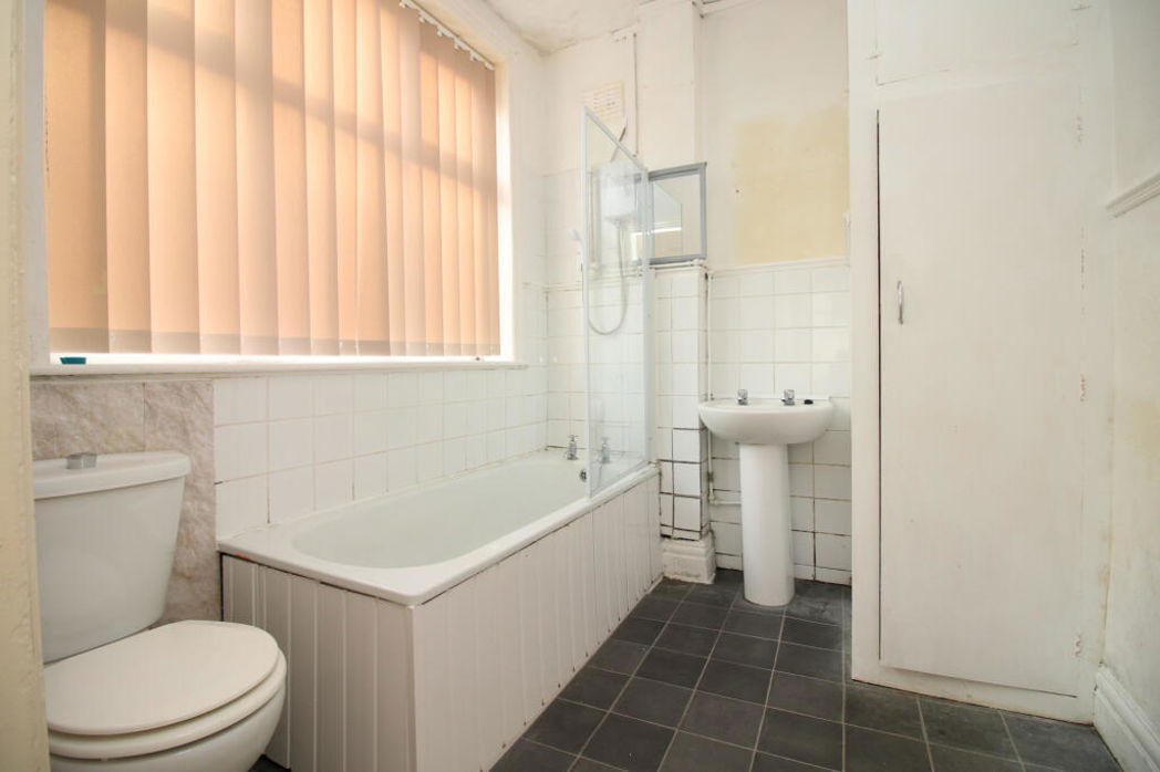 Property image 7 of 17