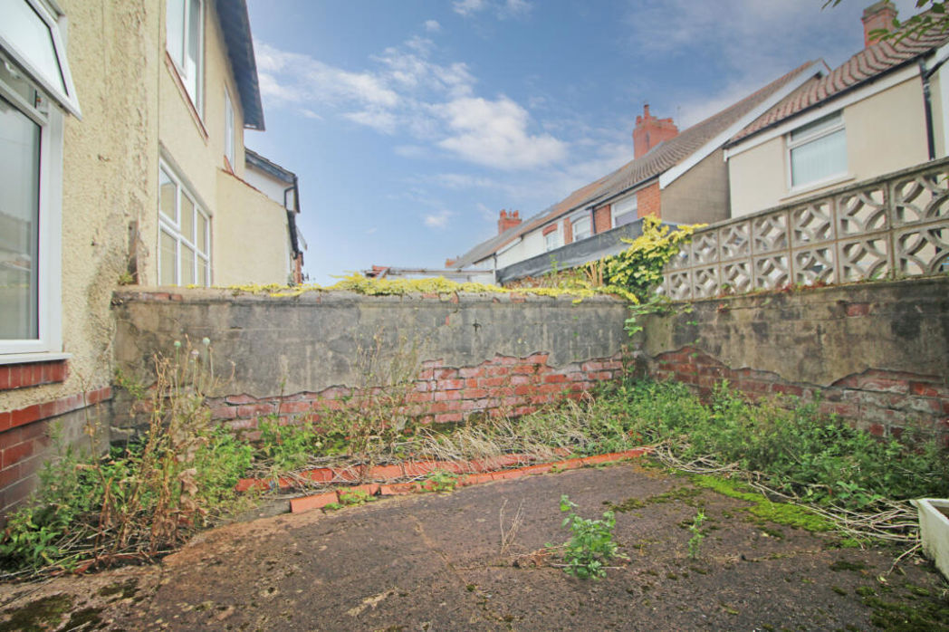 Property image 16 of 17