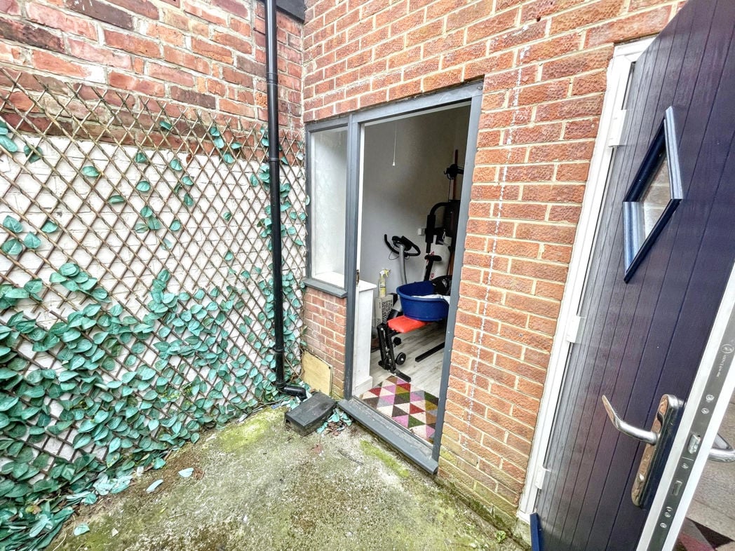 Property image 14 of 14