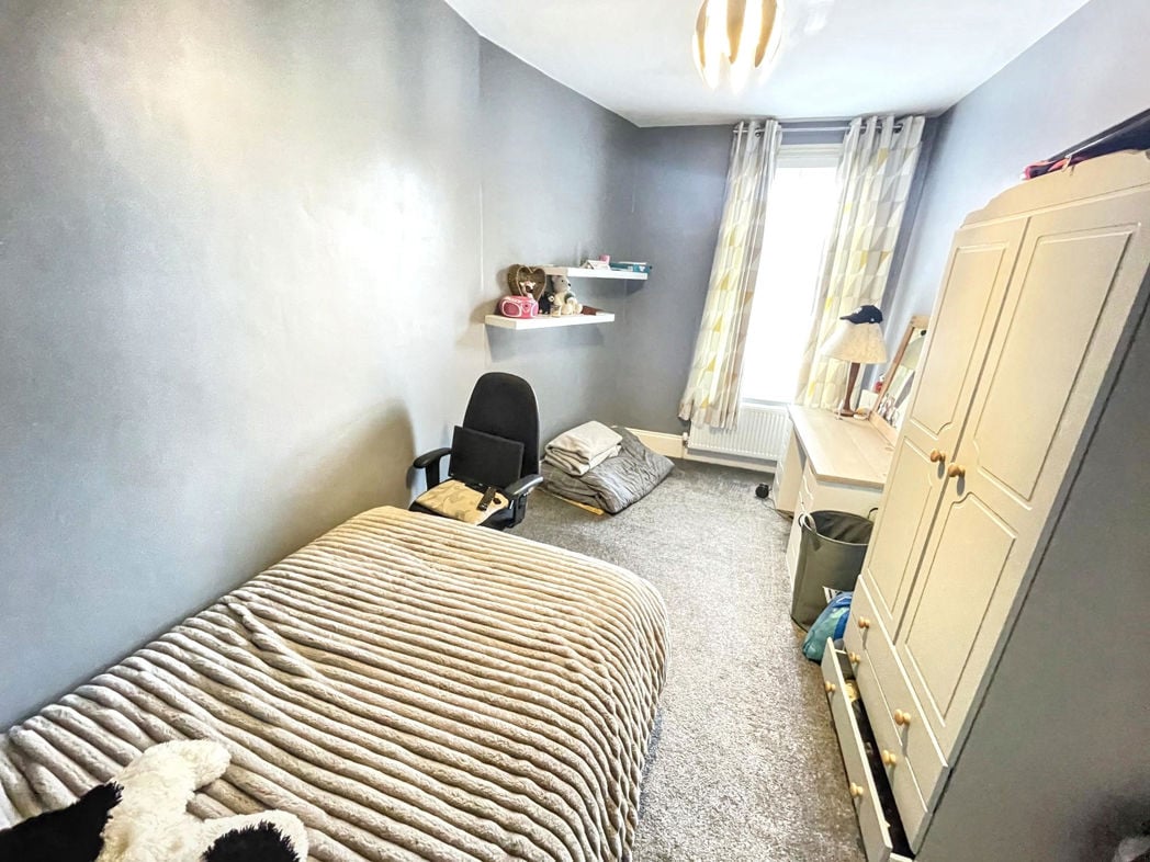 Property image 8 of 14