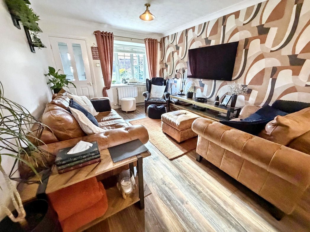 Property image 7 of 26