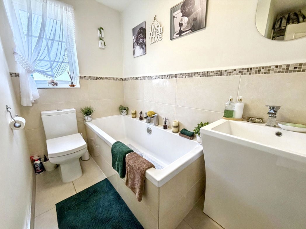 Property image 23 of 26