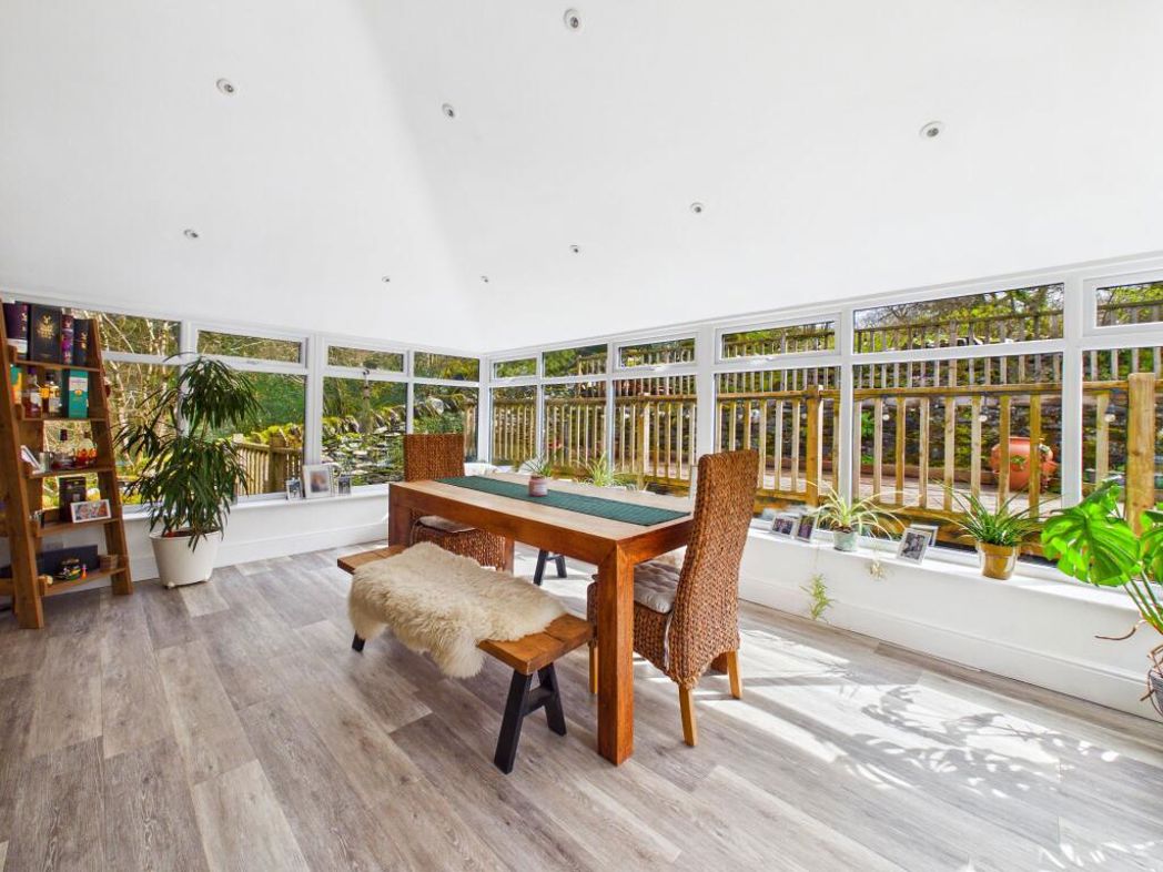Property image 7 of 60
