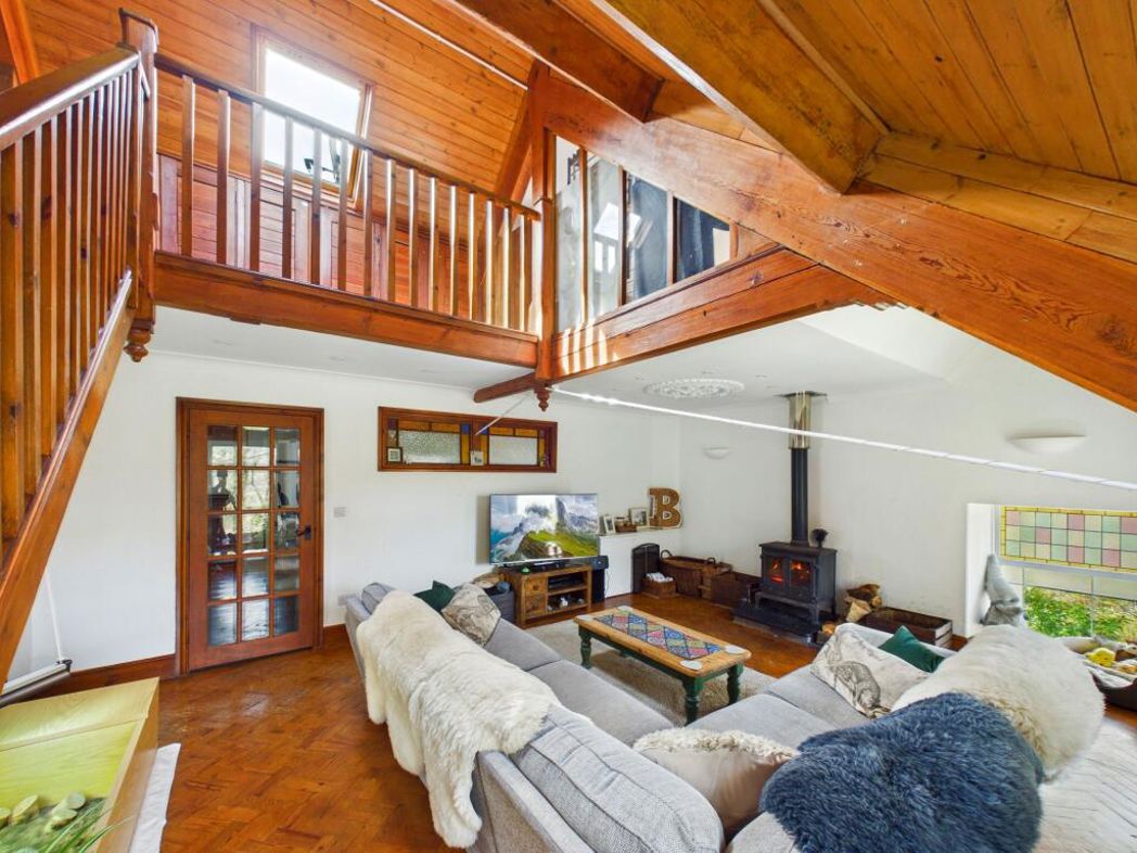 Property image 13 of 60