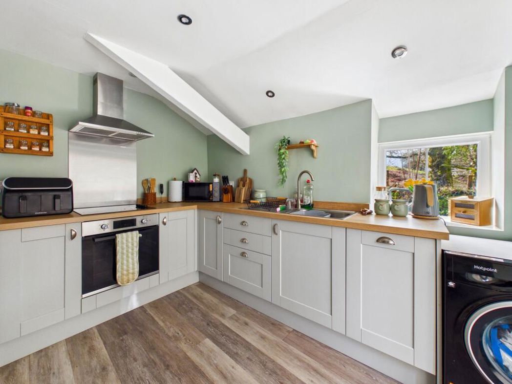 Property image 30 of 60