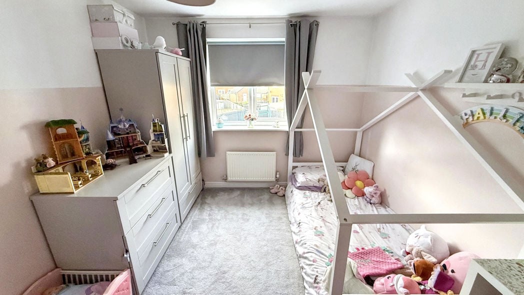Property image 21 of 31
