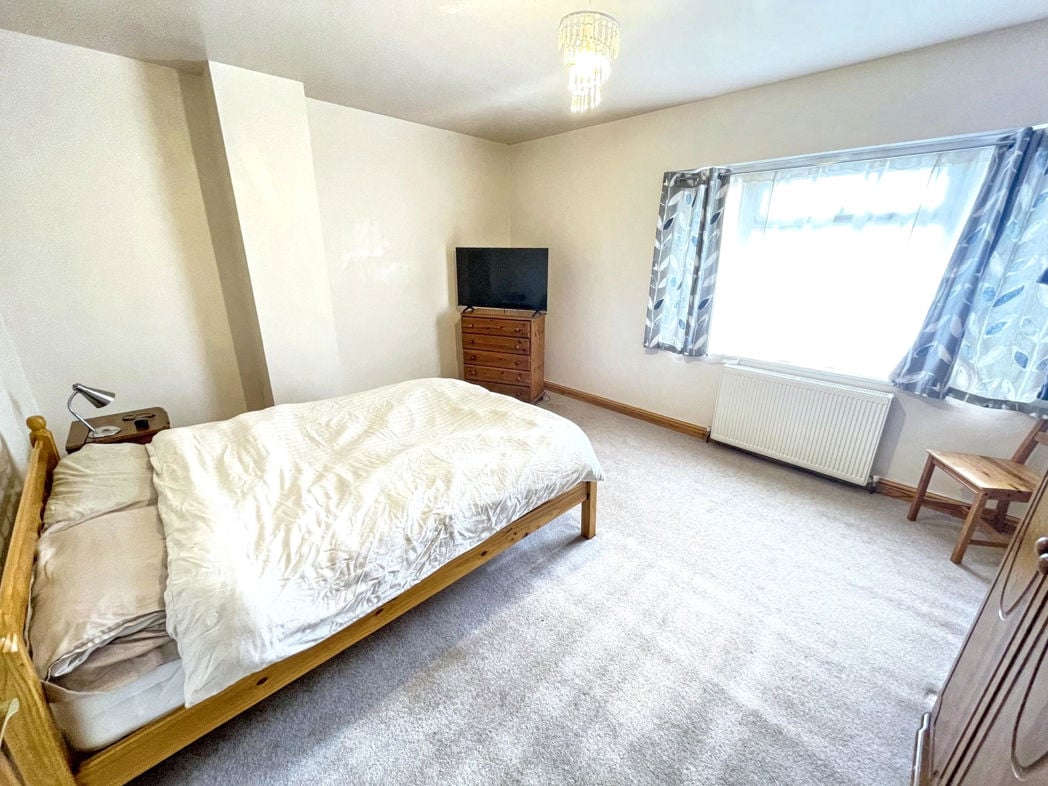 Property image 7 of 11