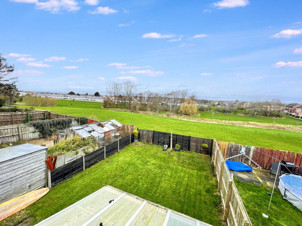 Property image 11 of 11