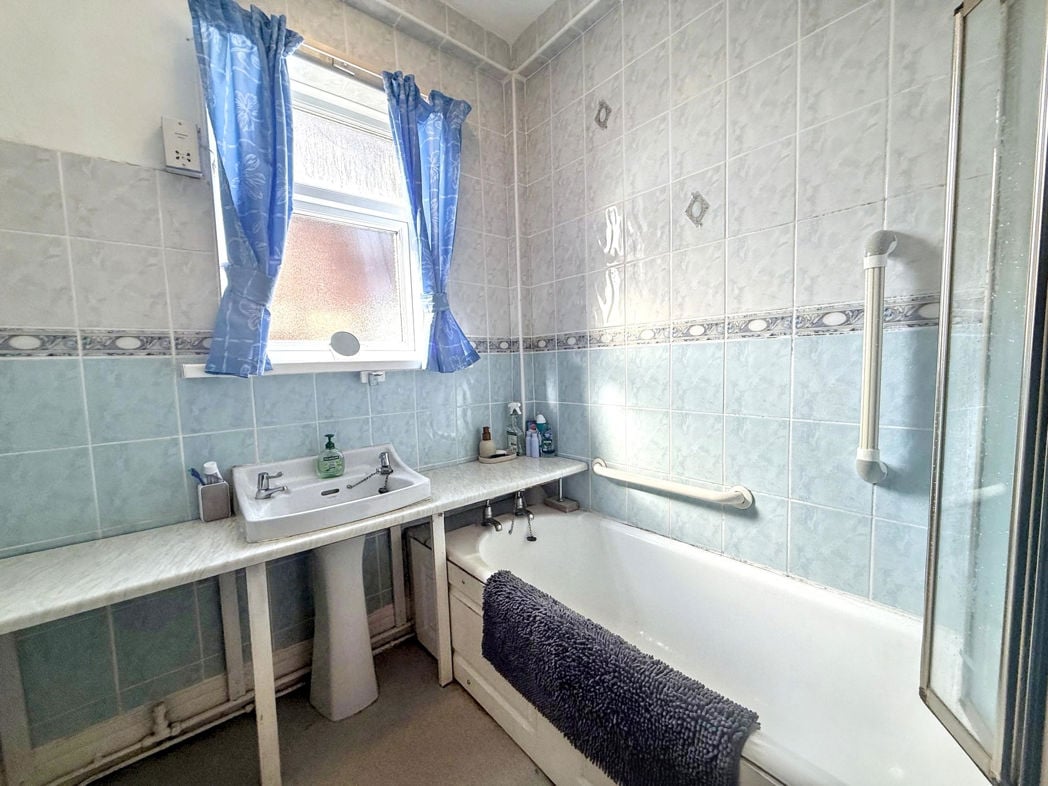 Property image 6 of 10