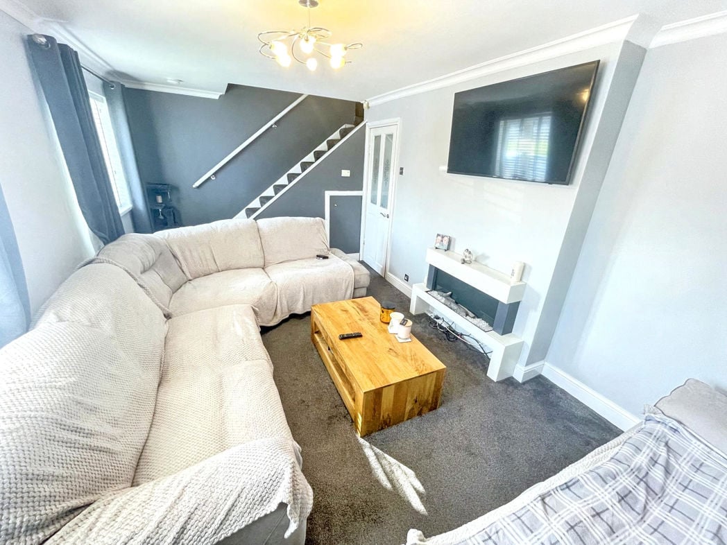 Property image 5 of 13