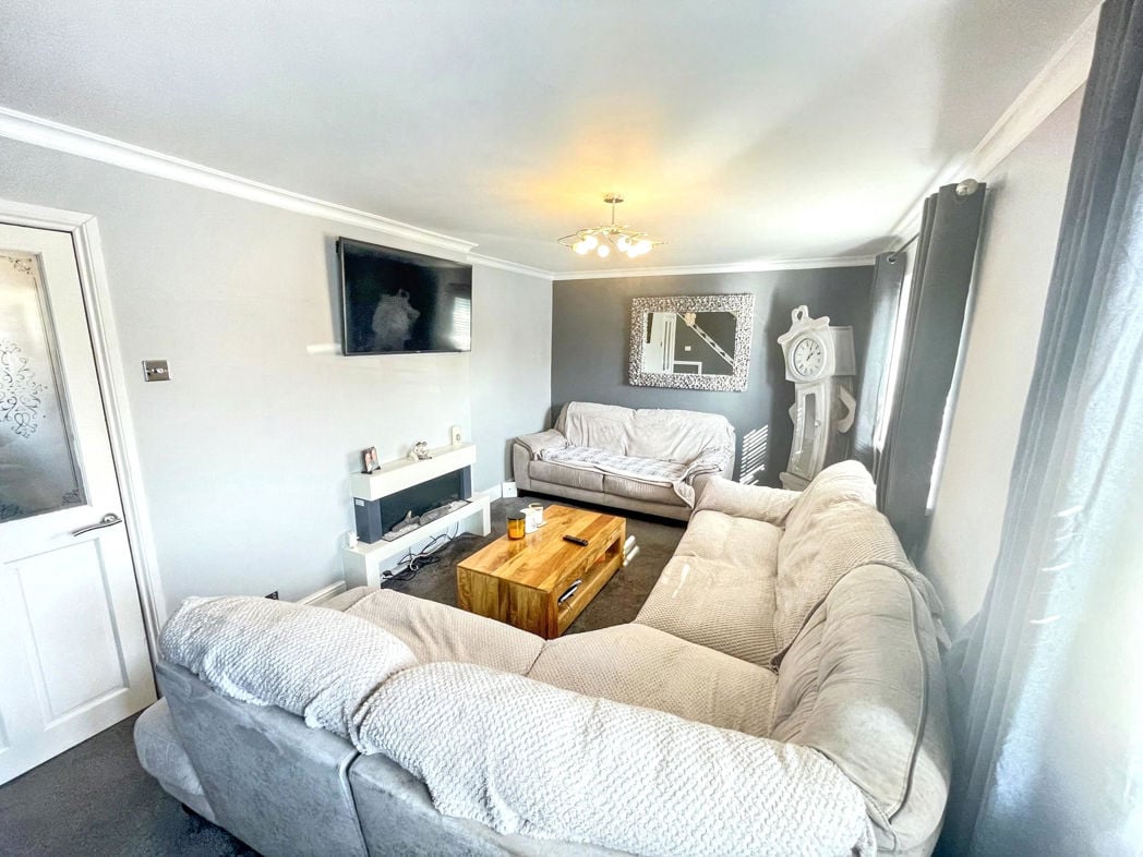 Property image 6 of 13