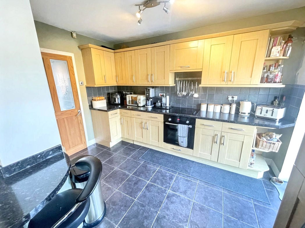 Property image 3 of 13