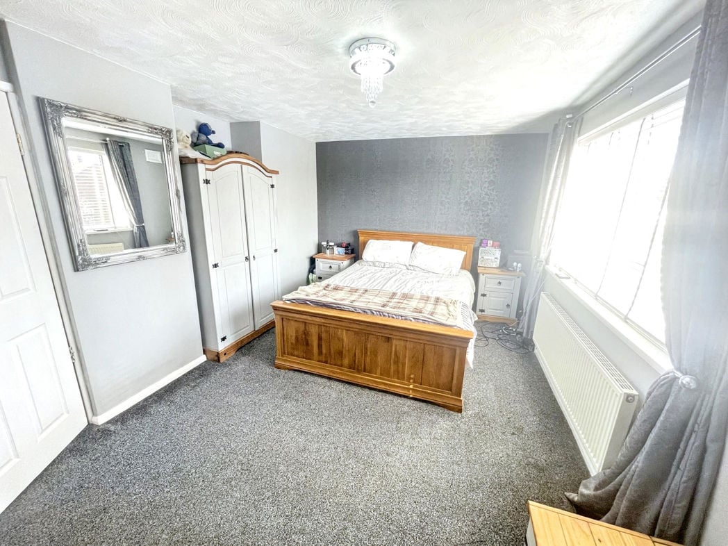 Property image 9 of 13