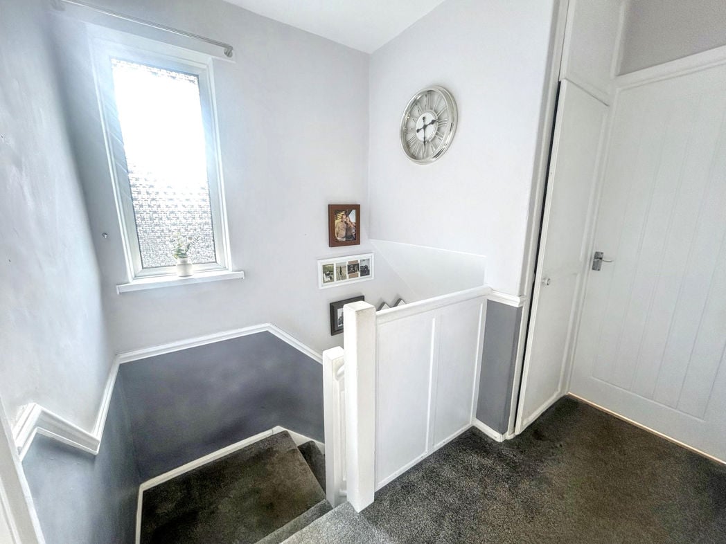 Property image 6 of 17