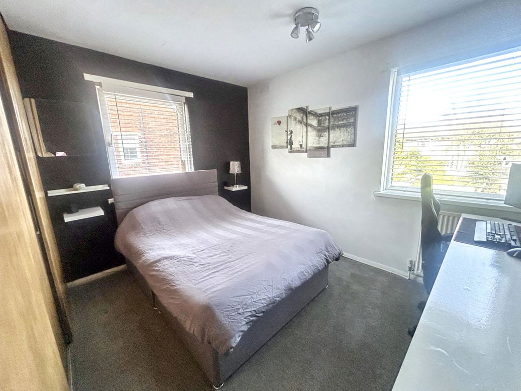Property image 10 of 17