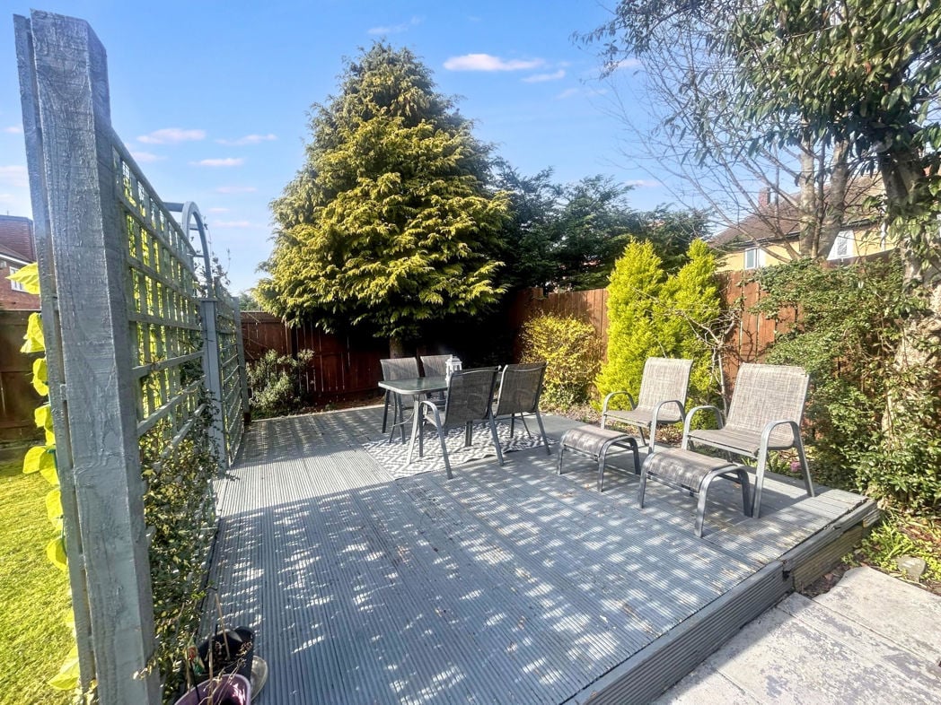 Property image 12 of 17