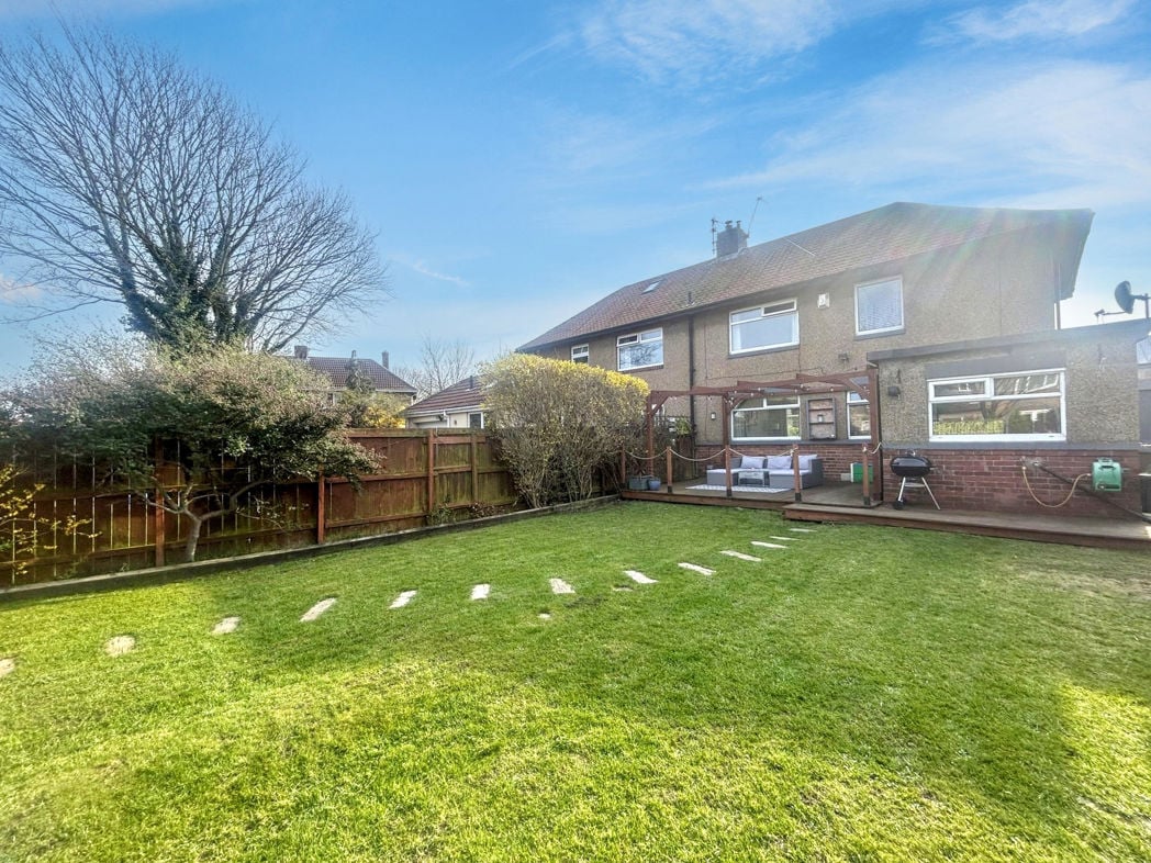 Property image 15 of 17