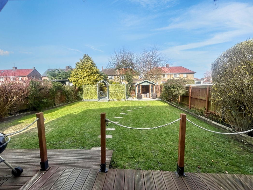Property image 16 of 17