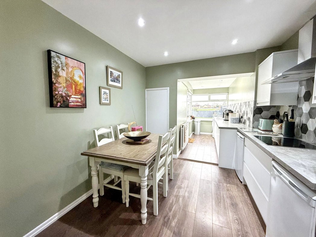 Property image 5 of 16