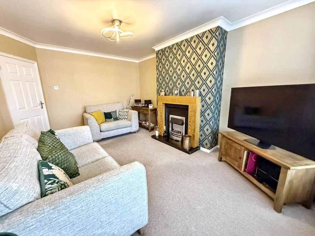 Property image 4 of 16