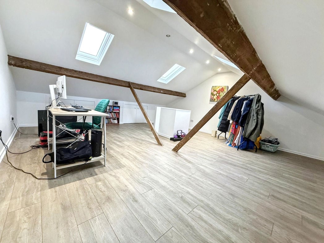 Property image 13 of 16