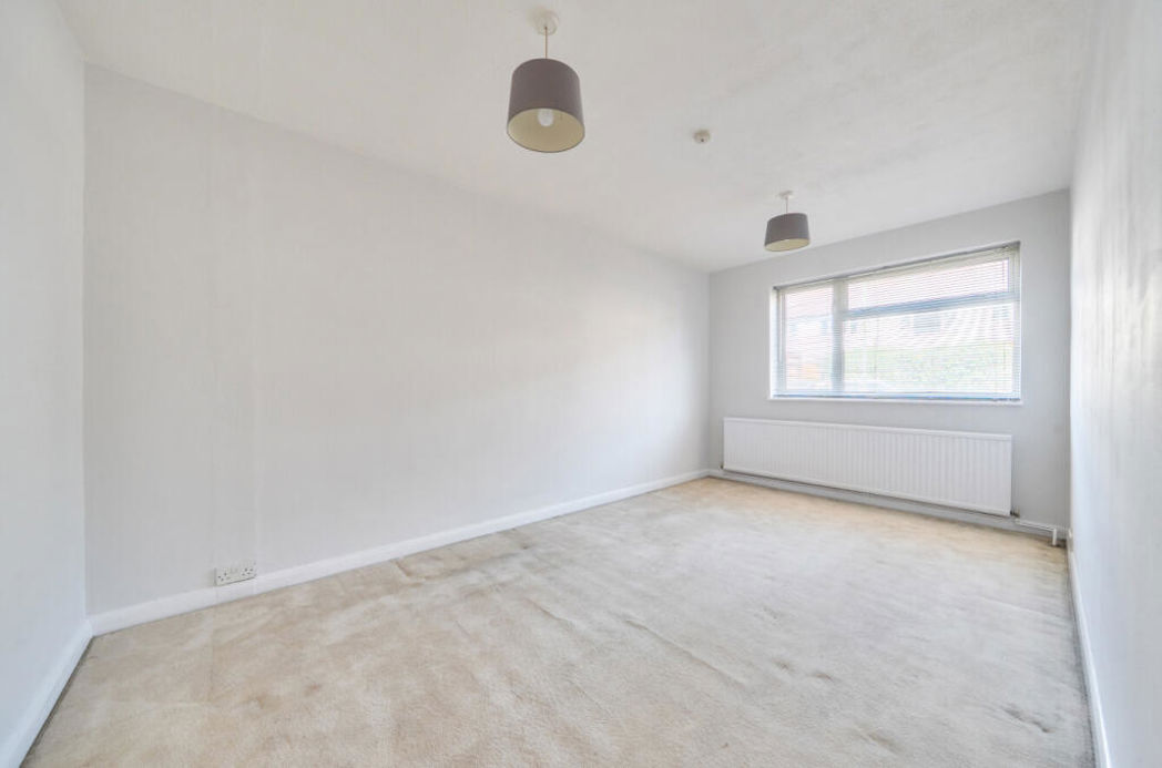 Property image 11 of 13