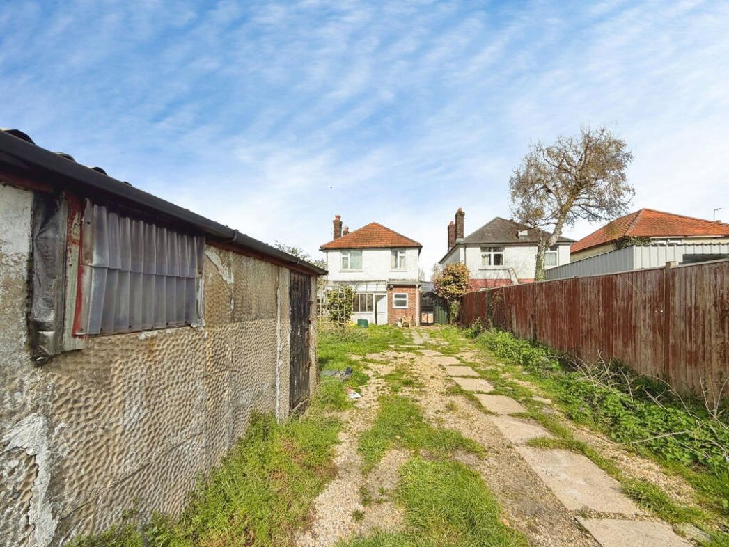 Property image 17 of 17