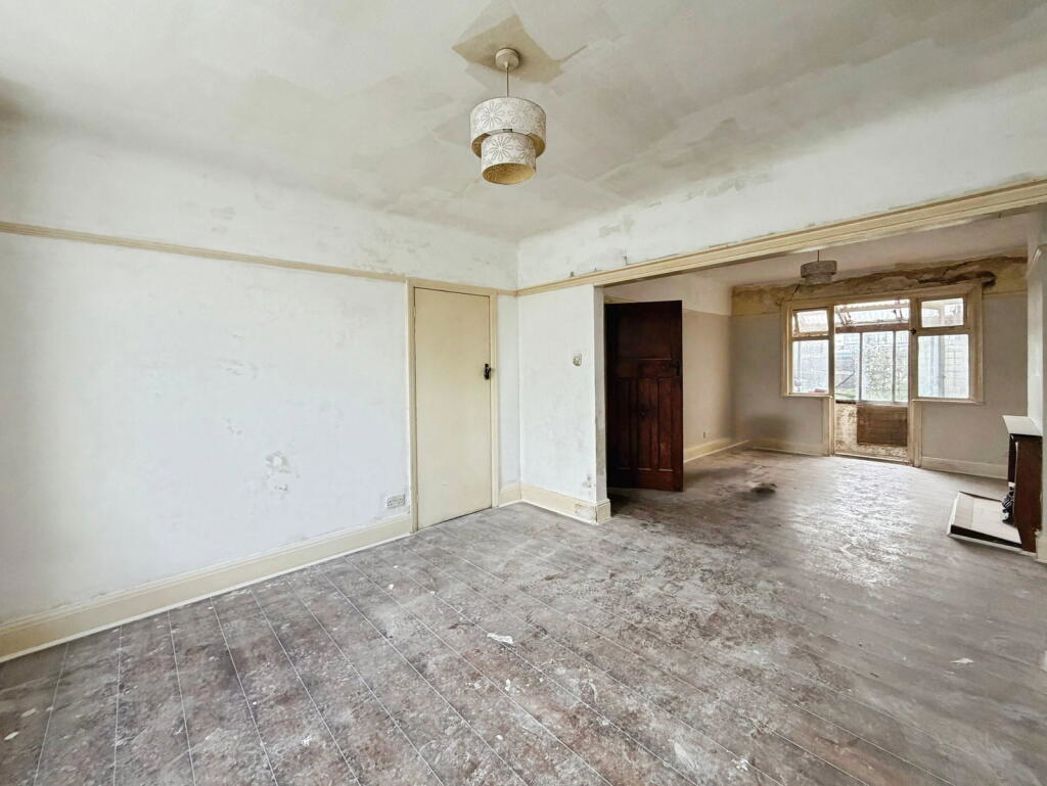 Property image 5 of 17