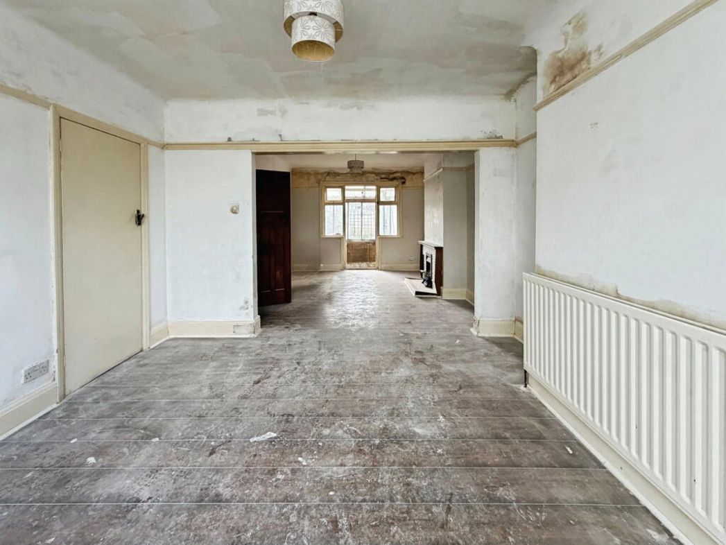 Property image 4 of 17