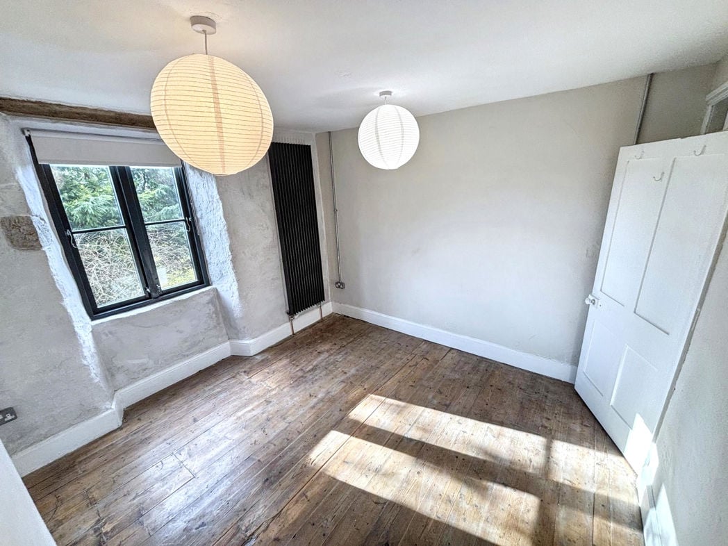 Property image 8 of 28