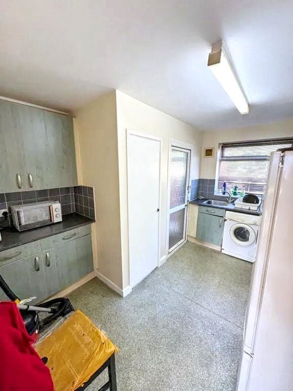 Property image 3 of 8