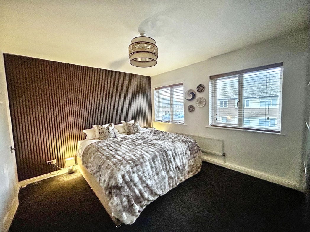 Property image 5 of 9