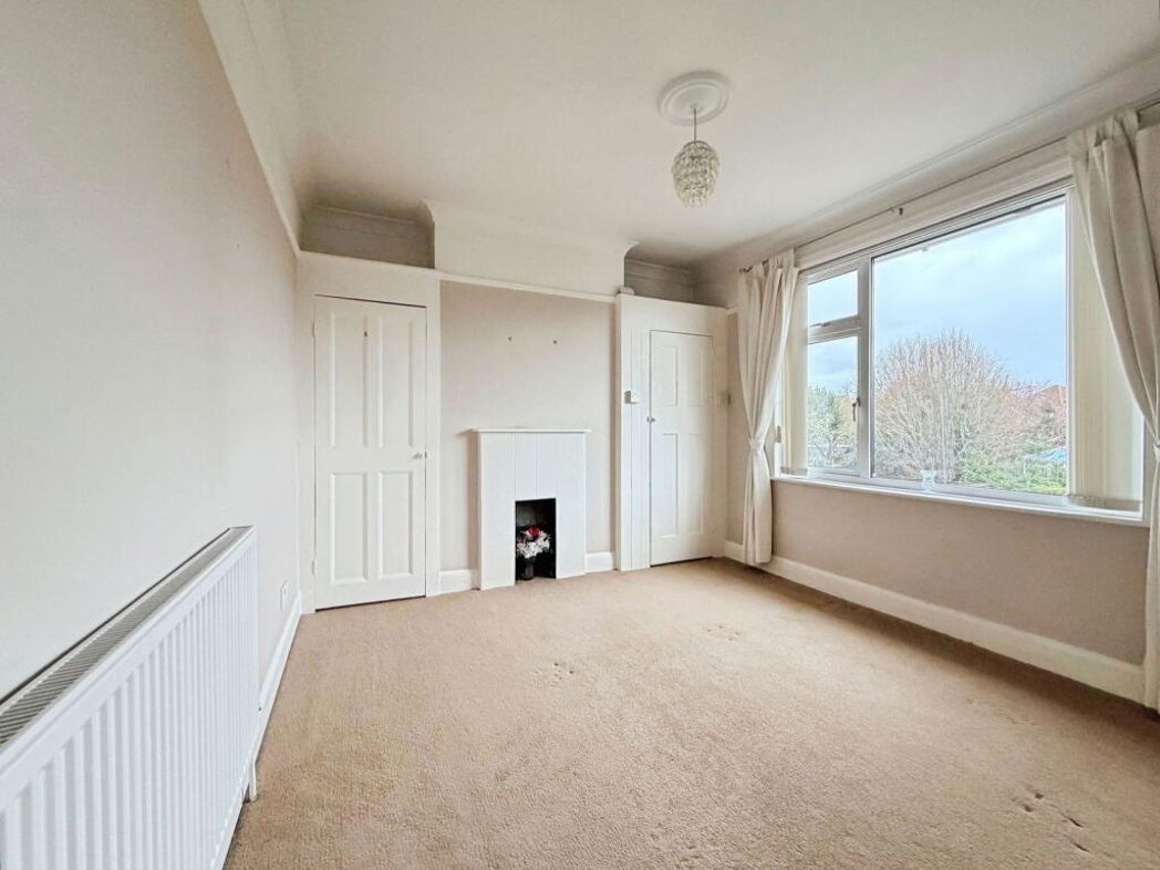 Property image 9 of 16