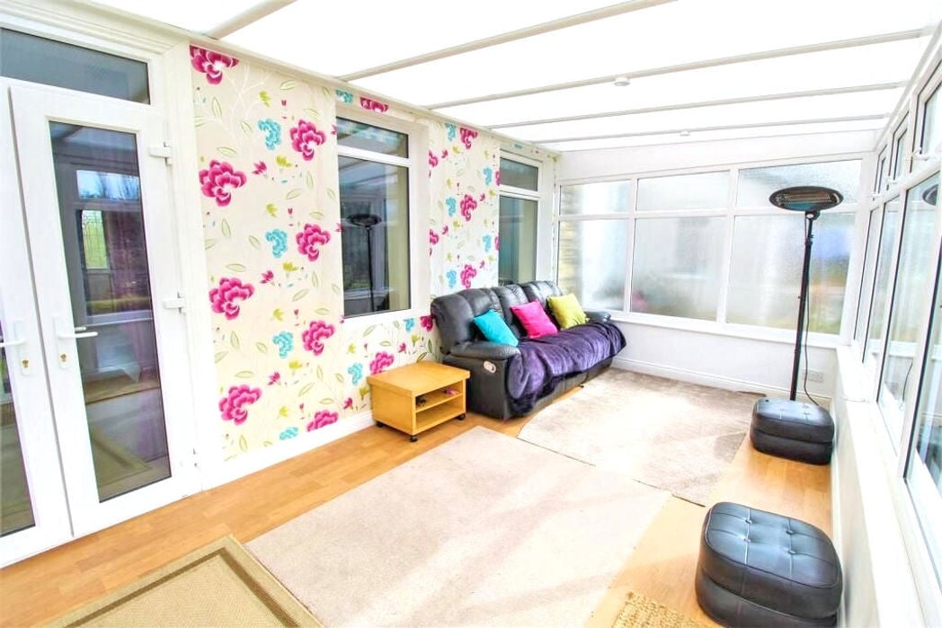 Property image 8 of 19