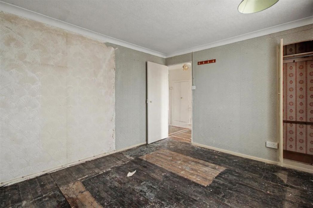 Property image 3 of 13