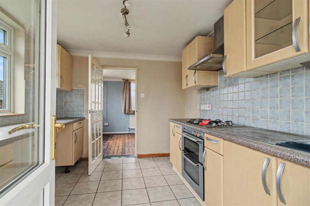 Property image 4 of 13