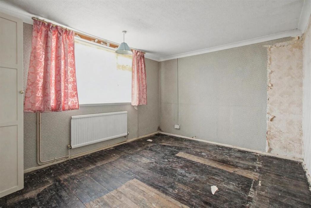 Property image 6 of 13
