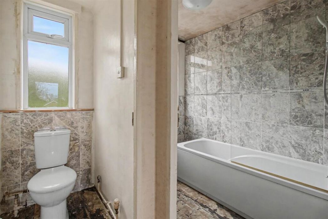 Property image 7 of 13