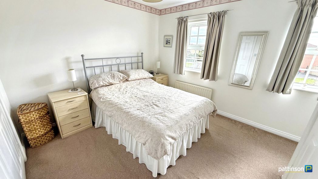Property image 16 of 27