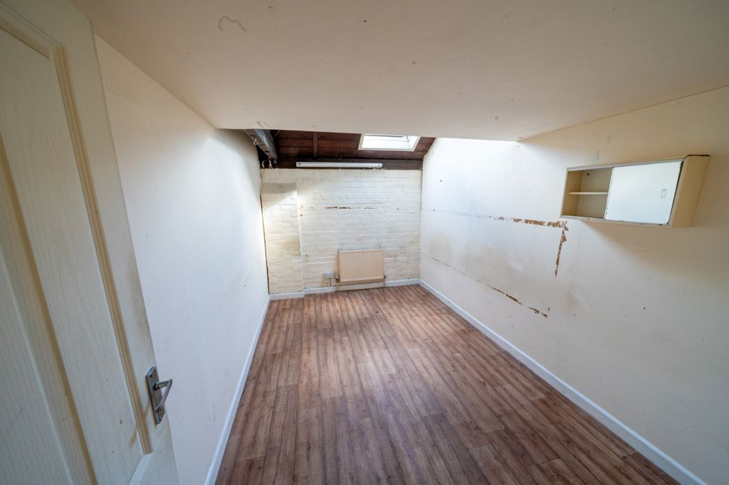Property image 14 of 38