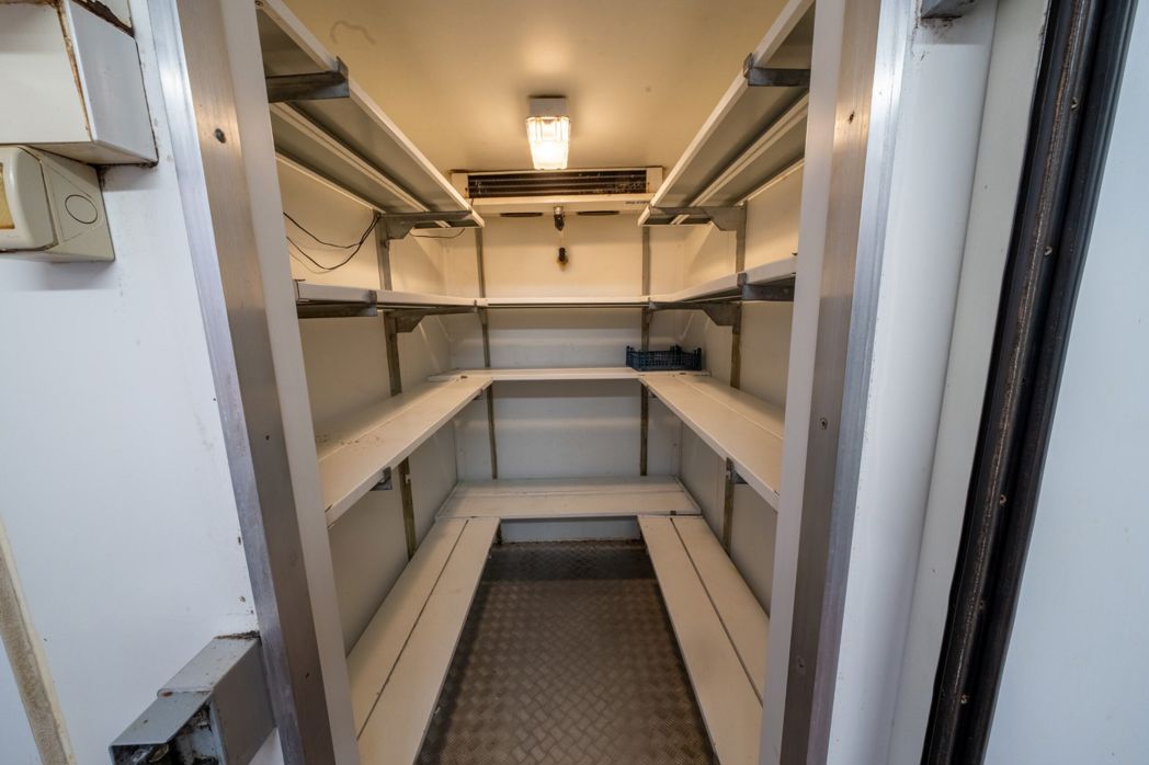 Property image 21 of 38