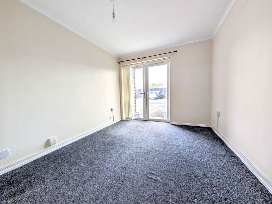 Property image 6 of 7