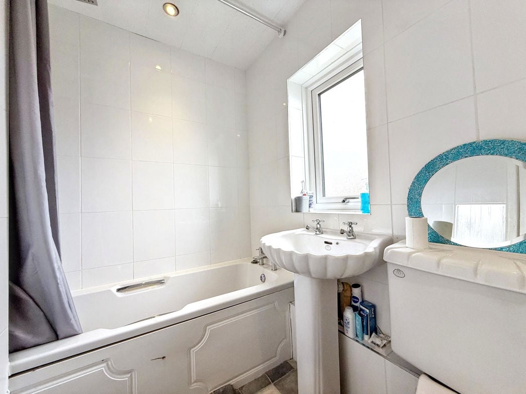 Property image 15 of 18