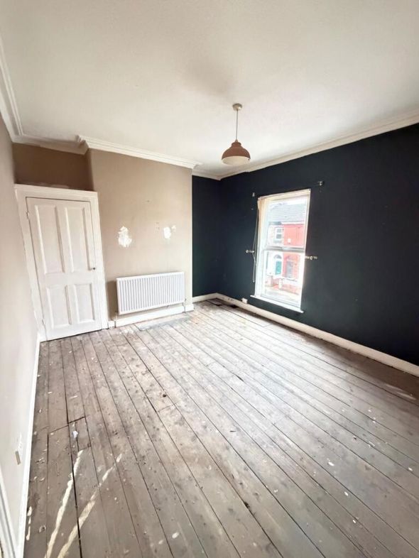 Property image 10 of 13