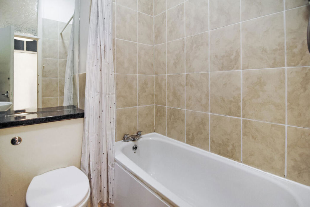 Property image 4 of 6