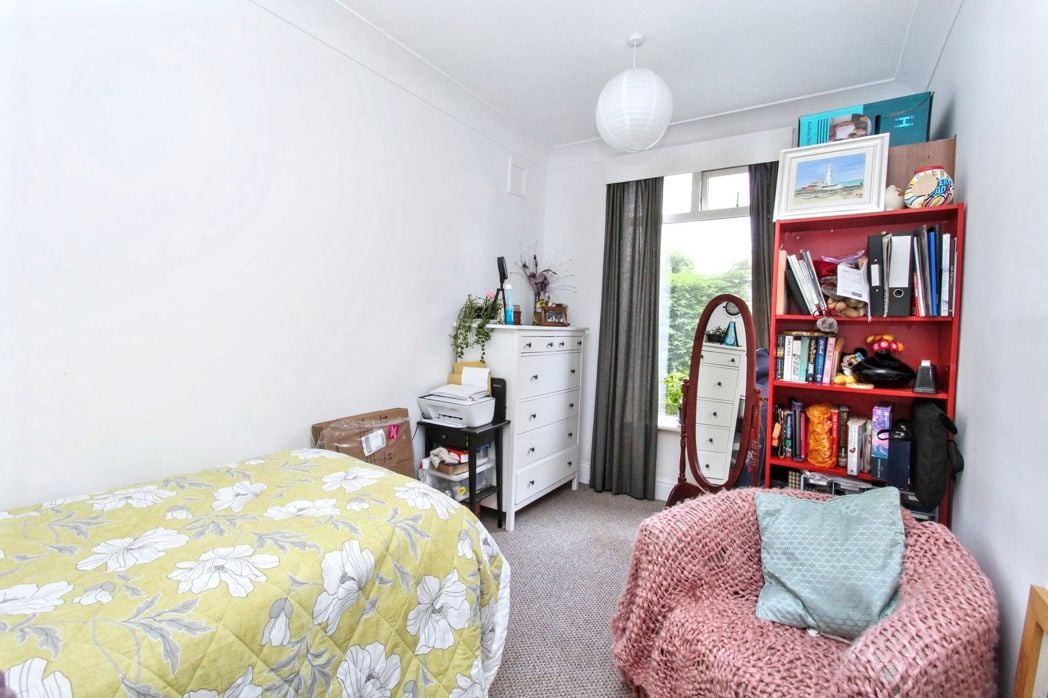 Property image 10 of 24
