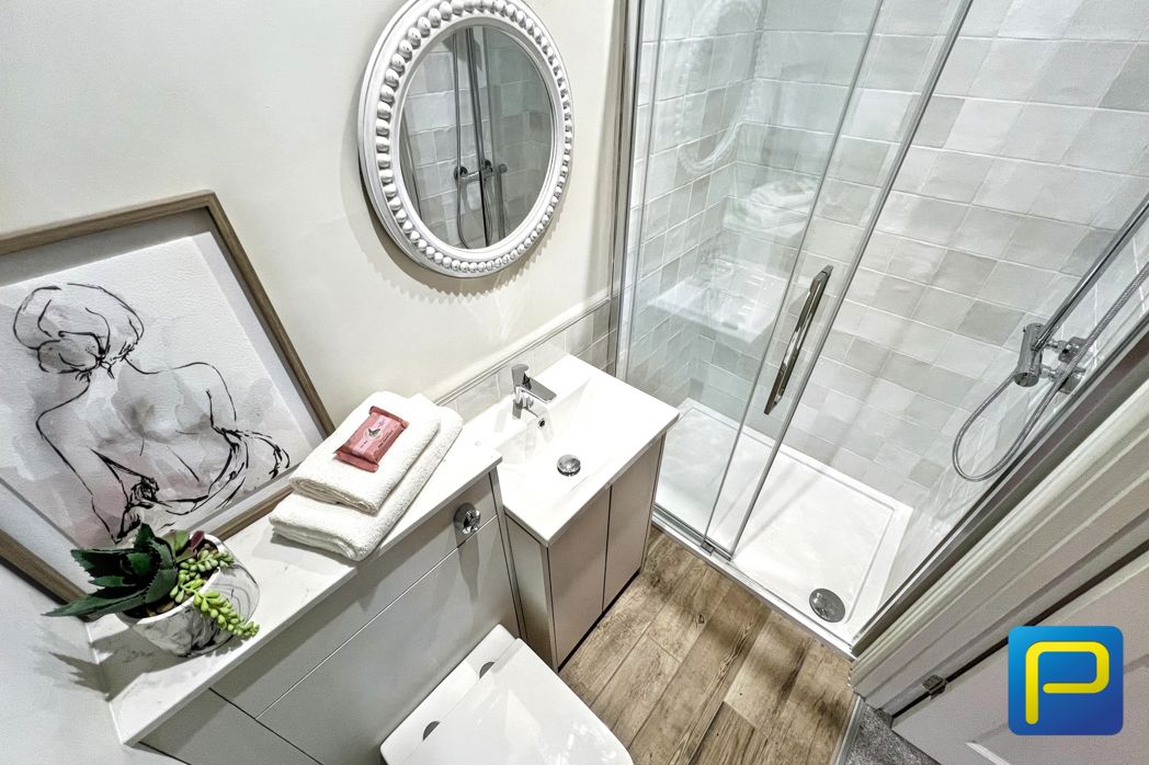 Property image 18 of 36