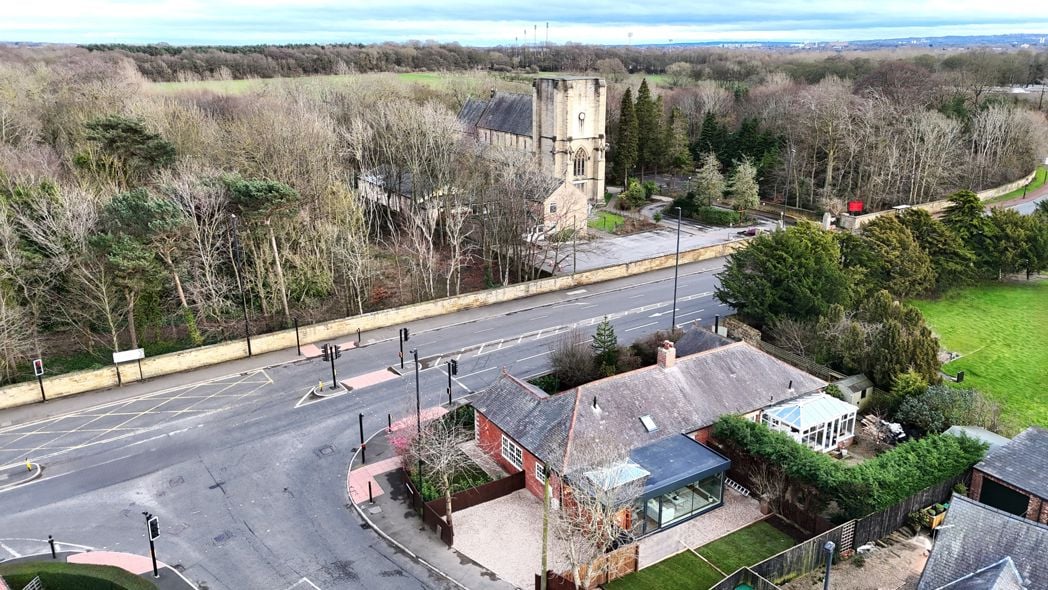 Property image 36 of 36
